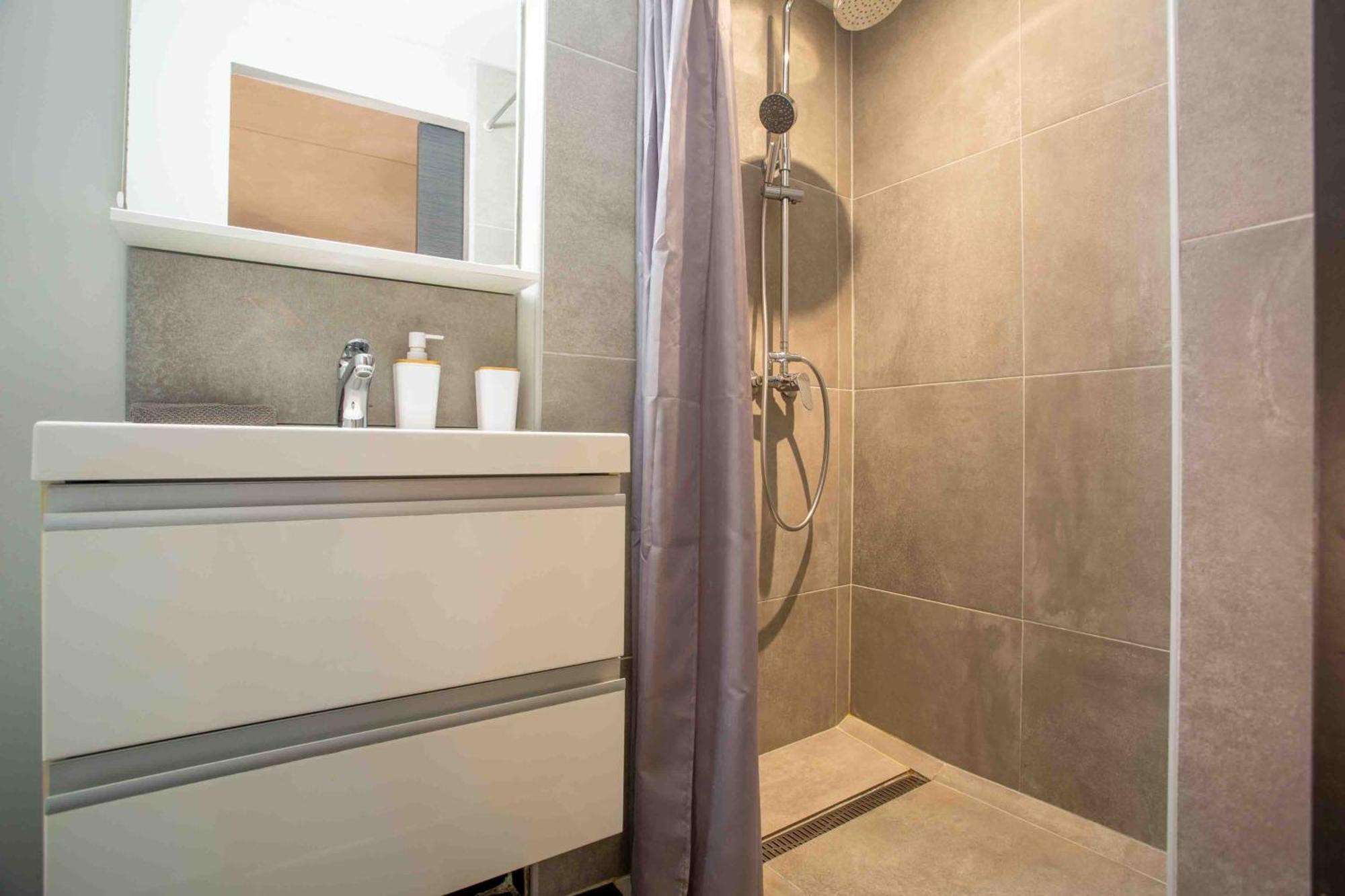 אביניון Le Saint Roch 1 - Ac Clim - Wifi - 50M Centre Ville מראה חיצוני תמונה